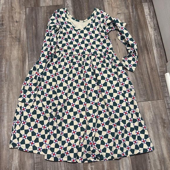 Hanna Andersson Long Sleeve Playground Dress With Pockets Kaleidoscope Print 12 - Picture 4 of 6